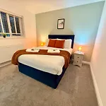Holiday home Luxohaus Luxury 4 Bedroom By Altoluxo Short Lets Serviced With Parking Bristol