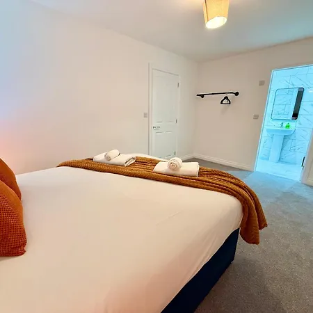 Сasa de vacaciones Luxohaus Luxury 4 Bedroom By Altoluxo Short Lets Serviced With Parking