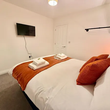 펜션 Luxohaus Luxury 4 Bedroom By Altoluxo Short Lets Serviced With Parking 브리스틀