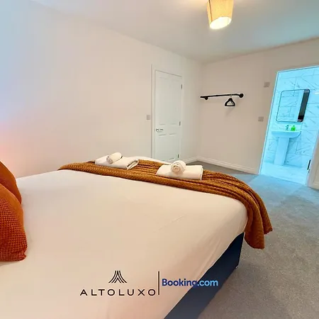 Luxohaus Luxury 4 Bedroom By Altoluxo Short Lets Serviced With Parking Nyaraló Bristol