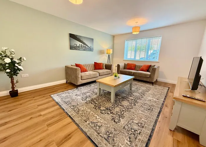 Luxohaus Luxury 4 Bedroom By Altoluxo Short Lets Serviced With Parking