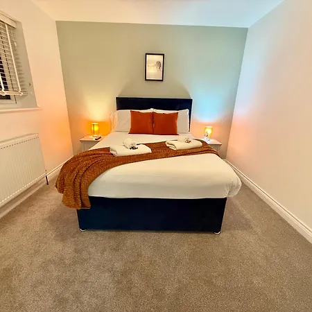 Luxohaus Luxury 4 Bedroom By Altoluxo Short Lets Serviced With Parking Bristol